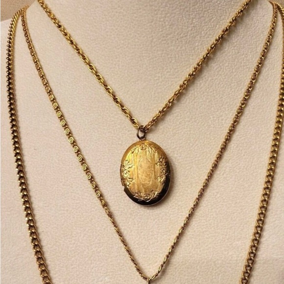Goldette Layered Multi Strand Locket & Australian cristal Necklace - Picture 2 of 10